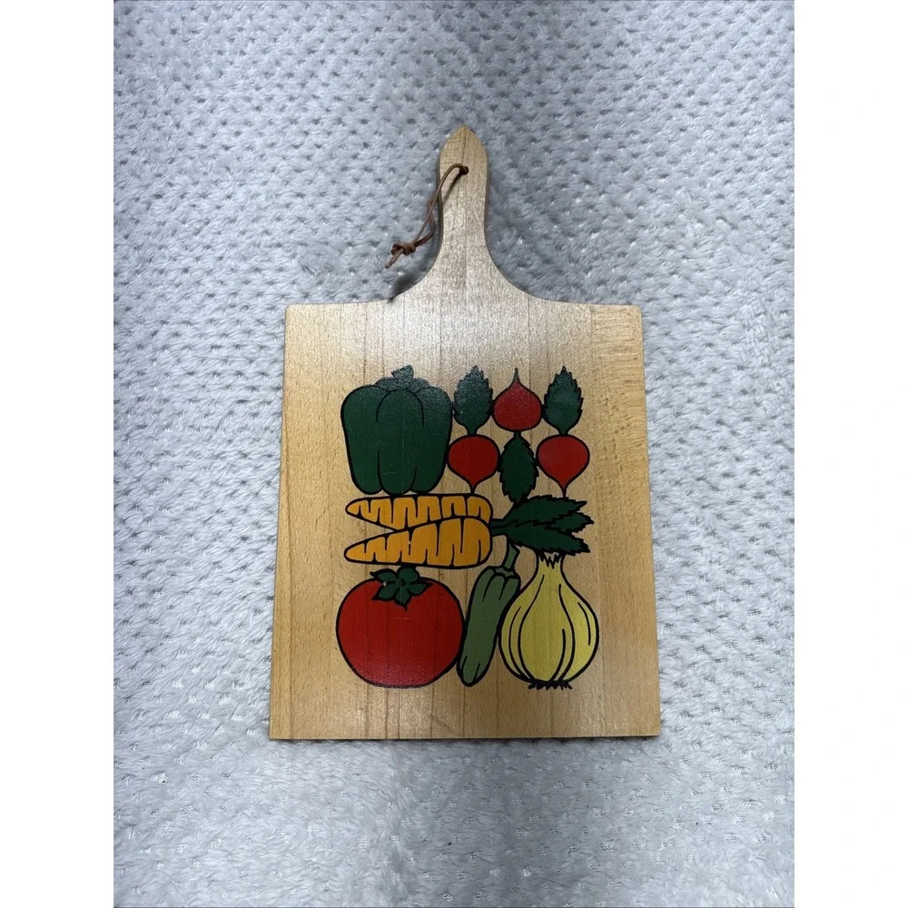 Nevco Hand Painted Wood Cutting Board Grandma 16x9 Vtg Decor Vegetables